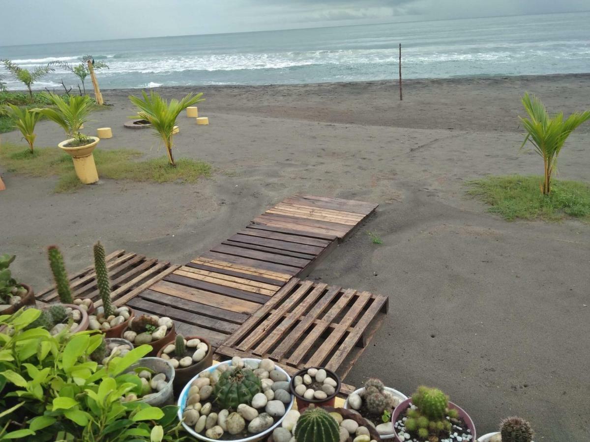 Seabreeze Beachfront Home And Cottages New Management سان خوان المظهر الخارجي الصورة